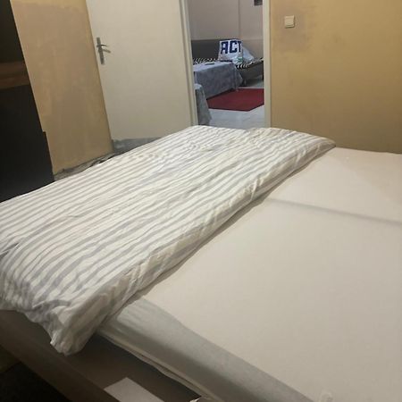 Apartment For Rent Брюксел Екстериор снимка